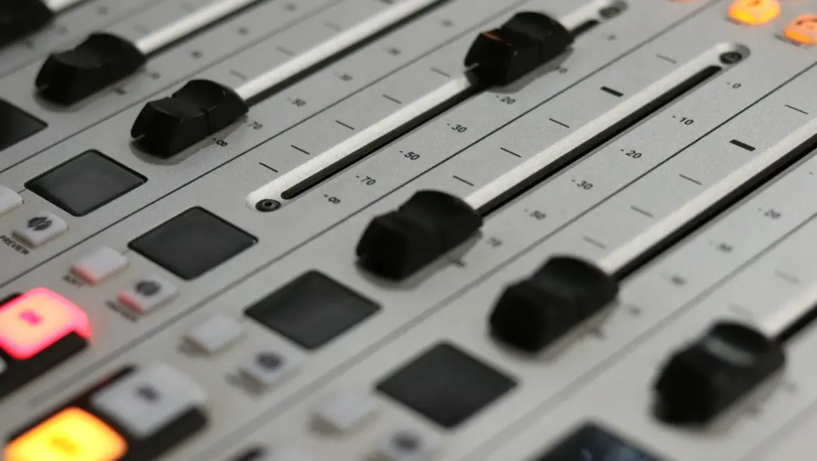 The Paperwork Behind a Smooth Show: Run Sheets and Signal Diagrams